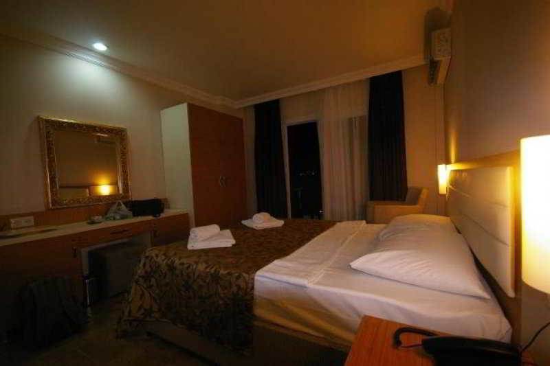 Bitez Risa Hotel Экстерьер фото