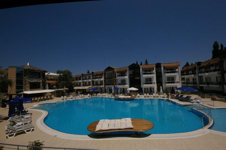 Bitez Risa Hotel Экстерьер фото